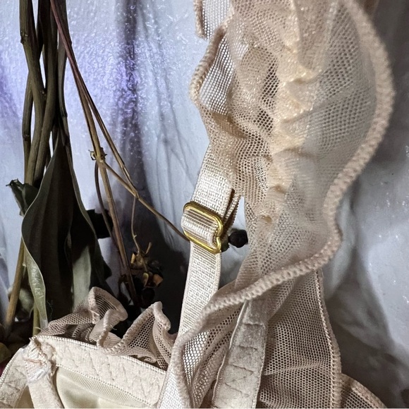 Romwe cropped metallic/cream bustier, ruffled hems, straps adjust; sz m, perfect - Picture 10 of 11